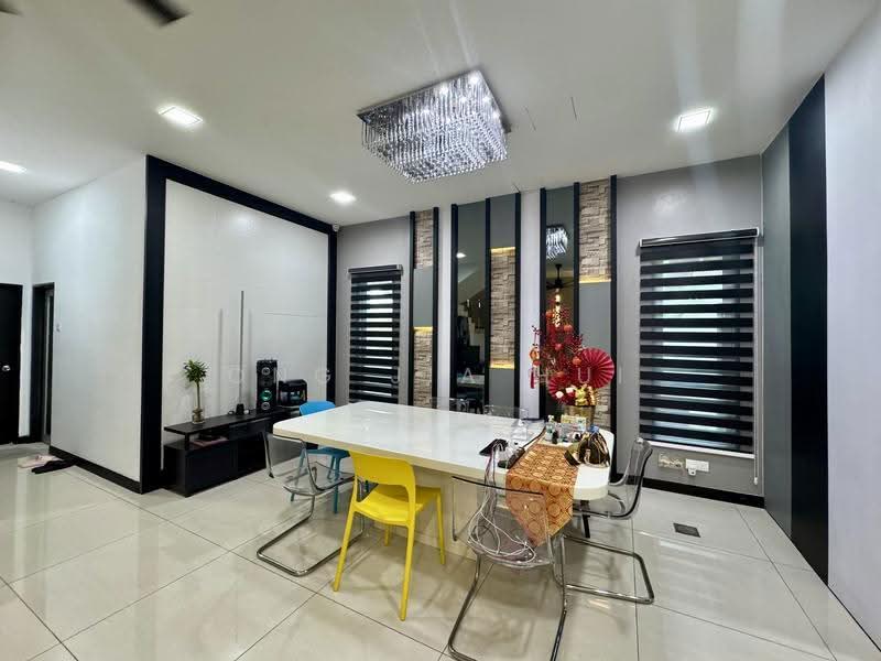 Bungalow House untuk Dijual di Dataran Segar, Lukut, Jalan Besar (Port Dickson) - Ong Jia Hui - PropertyGuru.com.my