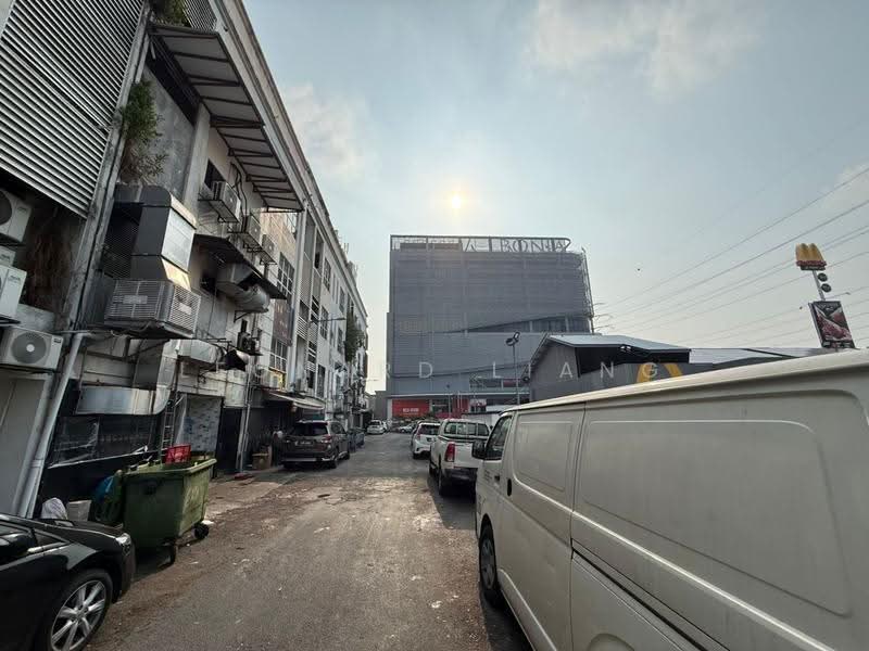 Kedai untuk Disewa di Taman Connaught (Cheras) - Leonard Liang - Exterior - PropertyGuru.com.my