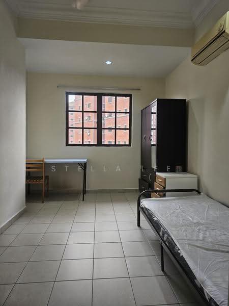Kondominium untuk Disewa di Evergreen Park Cypress - Stella Lee - Bedroom - PropertyGuru.com.my