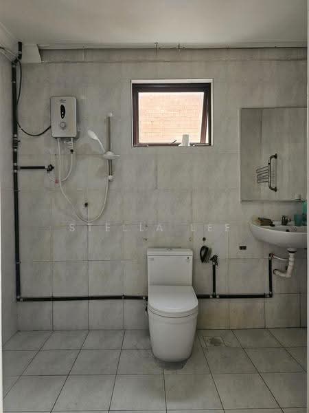 Kondominium untuk Disewa di Evergreen Park Cypress - Stella Lee - Bathroom - PropertyGuru.com.my