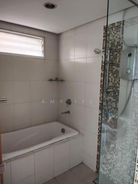 Kediaman Servis untuk Dijual di Titiwangsa Sentral - Amy Lee - Bathroom - PropertyGuru.com.my