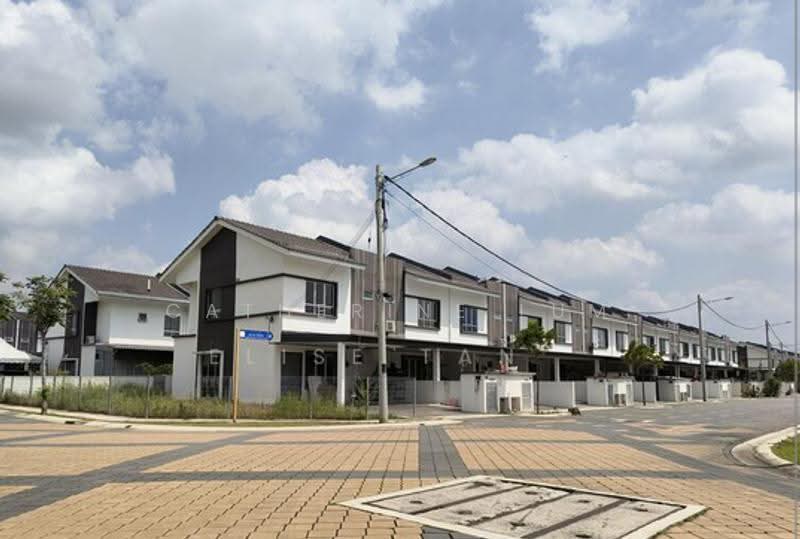 Terraced House for Sale in Kuala Selangor (Selangor) - Catherine Lum - Exterior - PropertyGuru.com.my