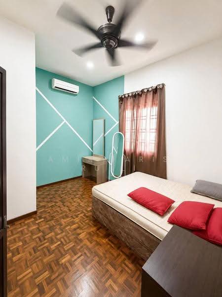 Rumah Teres 2-Tingkat untuk Dijual di Bandar Seri Alam (Masai) - Amir Faris Rusli - Bedroom - PropertyGuru.com.my