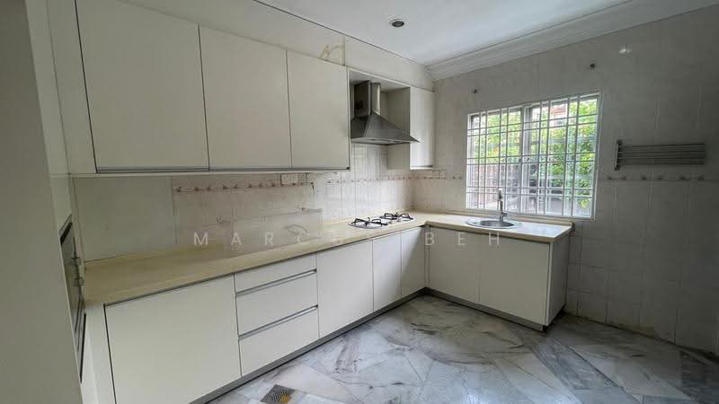 2-storey Terraced House for Sale in Putra Heights (Subang Jaya) - Marcus Beh - Kitchen - PropertyGuru.com.my