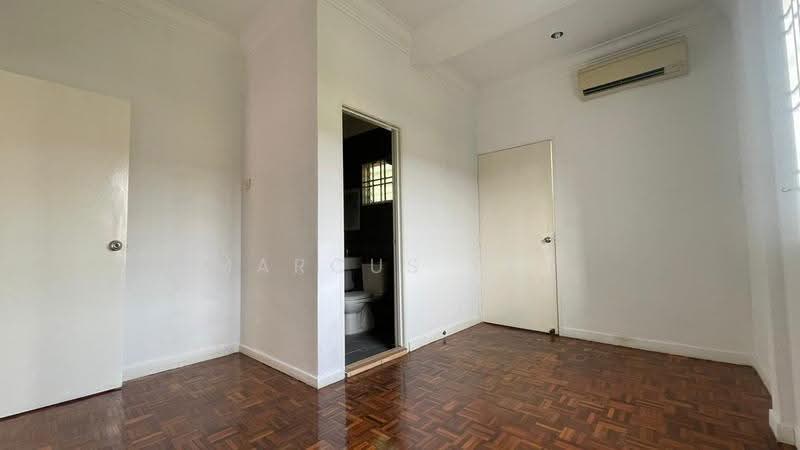 2-storey Terraced House for Sale in Putra Heights (Subang Jaya) - Marcus Beh - Bathroom - PropertyGuru.com.my