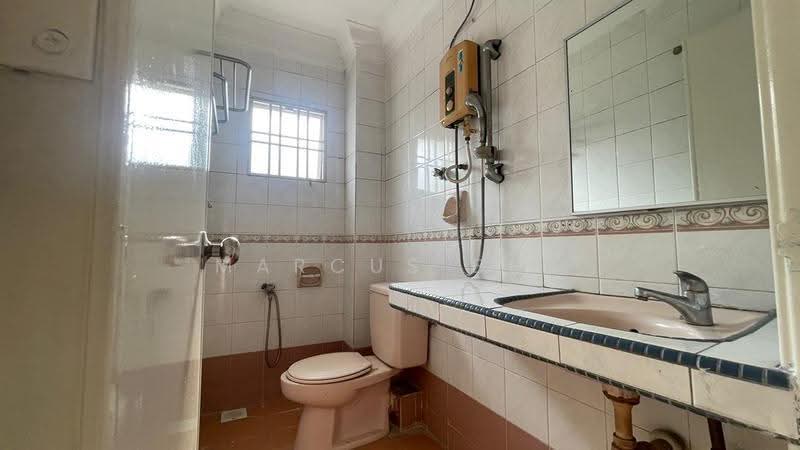 2-storey Terraced House for Sale in Putra Heights (Subang Jaya) - Marcus Beh - Bathroom - PropertyGuru.com.my