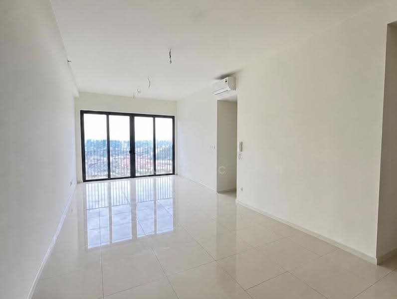 Kediaman Servis untuk Dijual di Sunway Avila Residences - Kelvin Chan - Living Room - PropertyGuru.com.my