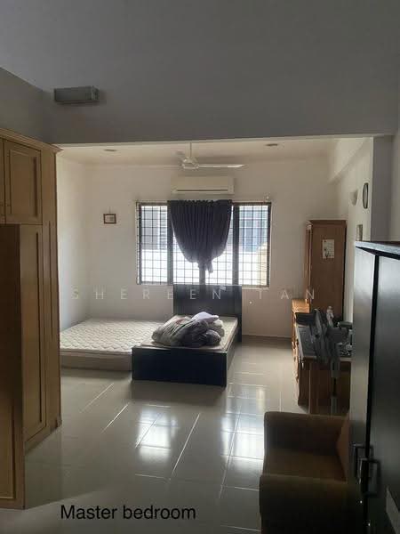 Semi-Detached House for Sale in Klang (Selangor) - Shereen Tan - Master Bedroom - PropertyGuru.com.my