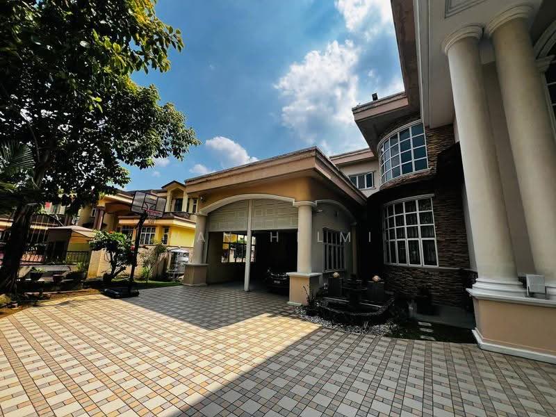 Bungalow House untuk Dijual di Taman Cheras Jaya (Cheras) - Wan Hilmi - Exterior - PropertyGuru.com.my