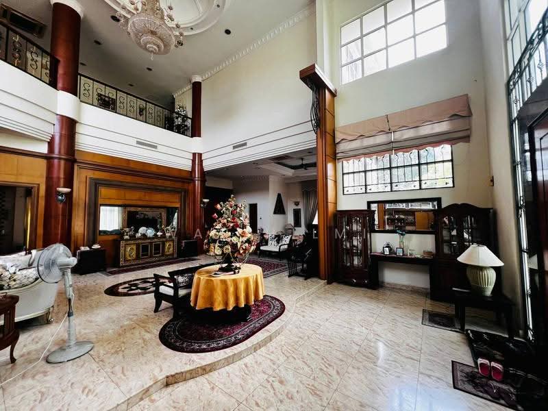 Bungalow House untuk Dijual di Taman Cheras Jaya (Cheras) - Wan Hilmi - Living Room - PropertyGuru.com.my