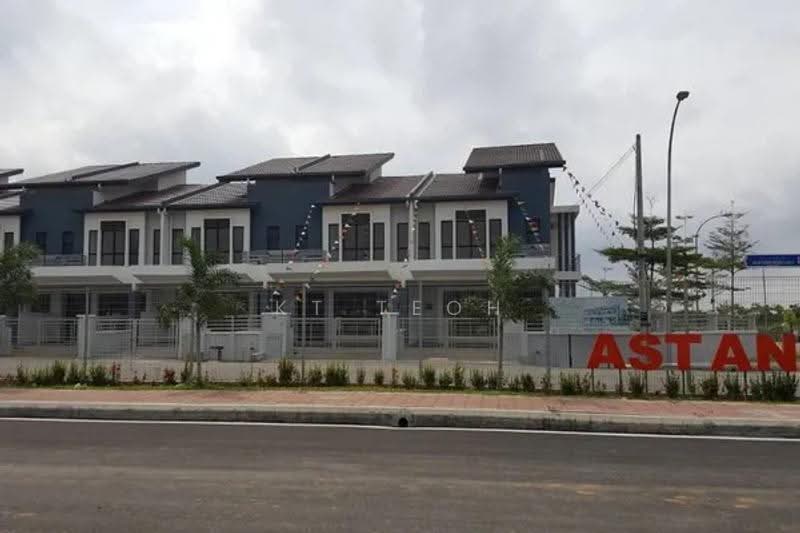 2-storey Terraced House for Sale in Bandar Putera 2 (Klang) - KT Teoh - Exterior - PropertyGuru.com.my