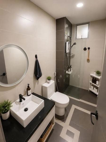 Apartment for Sale at East Bay (Seri Bayan) - Amir Faris Rusli - Bathroom - PropertyGuru.com.my