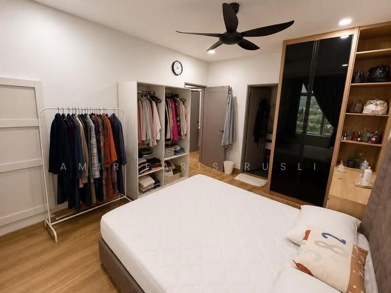 Apartment for Sale at East Bay (Seri Bayan) - Amir Faris Rusli - Bedroom - PropertyGuru.com.my
