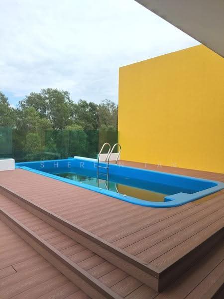 Semi-Detached House for Sale in Puchong (Selangor) - Shereen Tan - Pool - PropertyGuru.com.my