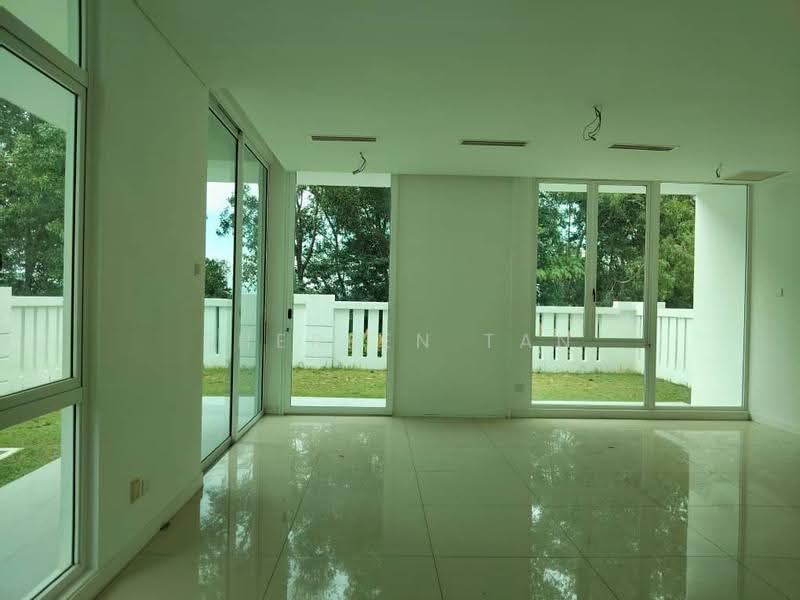 Semi-Detached House for Sale in Puchong (Selangor) - Shereen Tan - Living Room - PropertyGuru.com.my