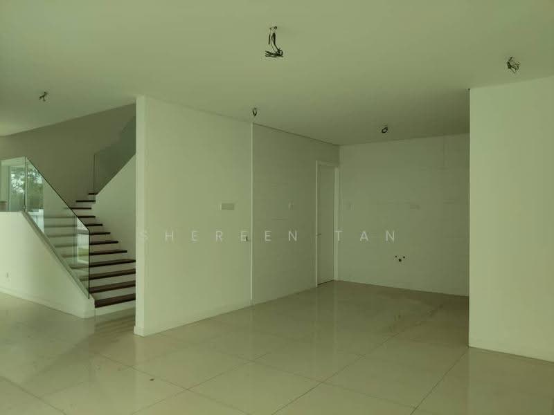 Semi-Detached House for Sale in Puchong (Selangor) - Shereen Tan - Living Room - PropertyGuru.com.my