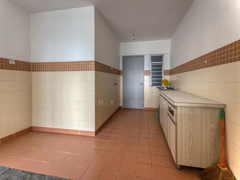 Condominium for Sale at Perdana Exclusive - Teddy Chin - Kitchen - PropertyGuru.com.my