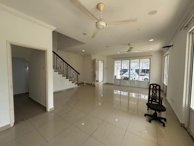 Rumah Teres untuk Dijual di Shah Alam (Selangor) - Vincent Tan - Living Room - PropertyGuru.com.my