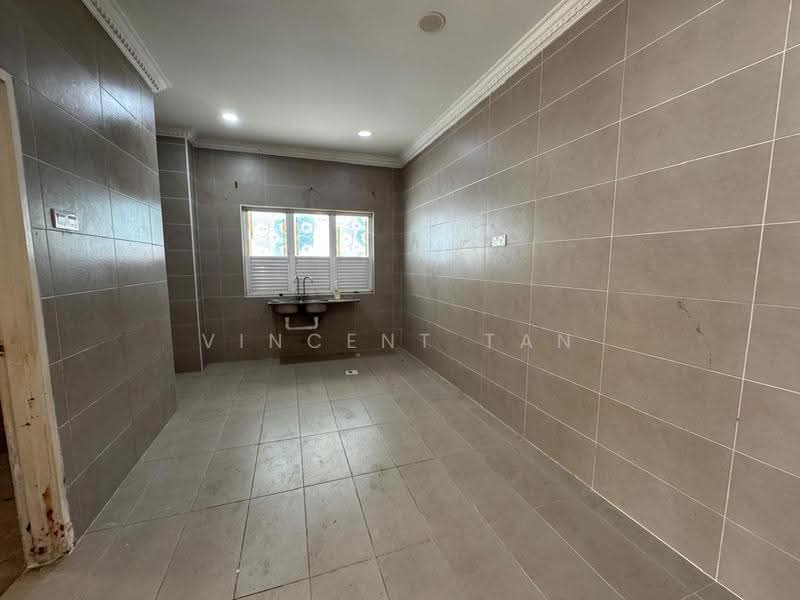 Rumah Teres untuk Dijual di Shah Alam (Selangor) - Vincent Tan - Kitchen - PropertyGuru.com.my