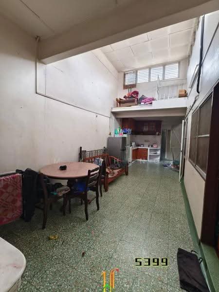 1-storey Terraced House for Sale in South Port (Pelabuhan Selatan) (Port Klang (Pelabuhan Klang)) - M.K. Heng - Kitchen - PropertyGuru.com.my