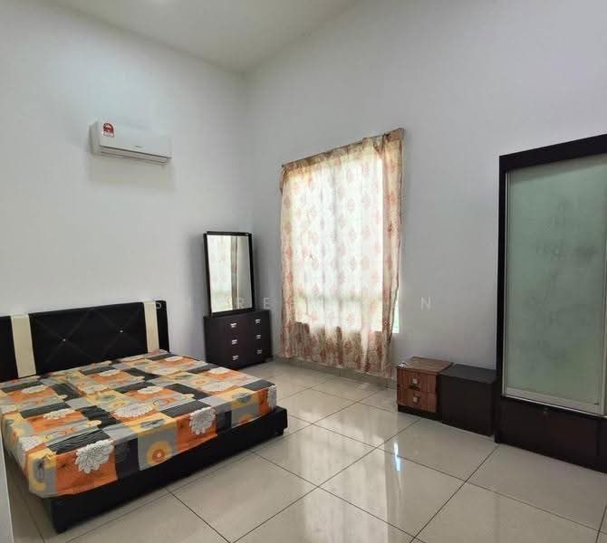 Rumah Berkembar untuk Disewa di Canary Garden (Klang) - Shereen Tan - Bedroom - PropertyGuru.com.my