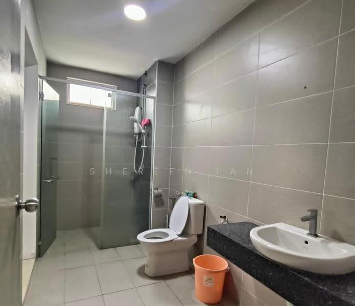 Rumah Berkembar untuk Disewa di Canary Garden (Klang) - Shereen Tan - Bathroom - PropertyGuru.com.my