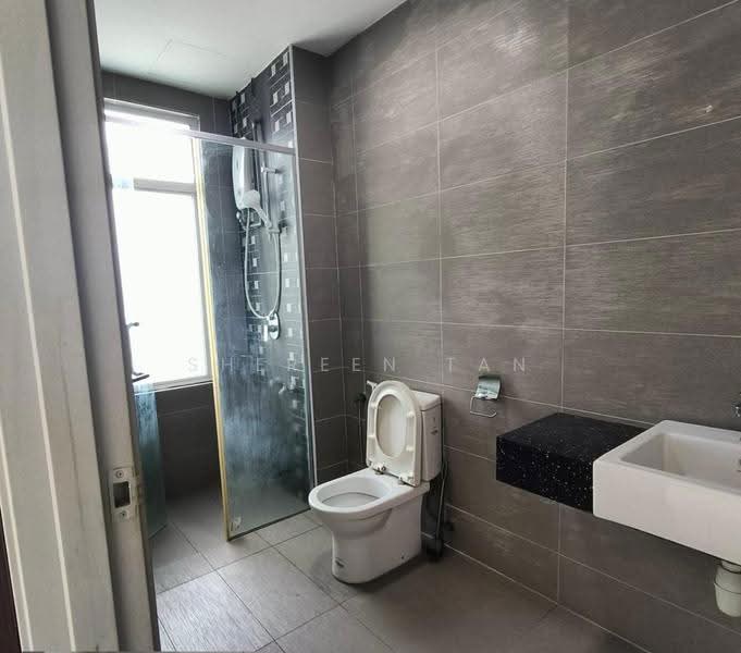 Rumah Berkembar untuk Disewa di Canary Garden (Klang) - Shereen Tan - Bathroom - PropertyGuru.com.my