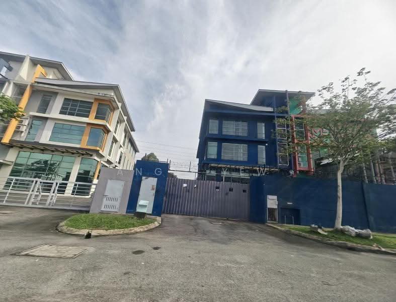Kilang untuk Dijual di Seksyen 15 (Shah Alam) - Angel Yew - Exterior - PropertyGuru.com.my
