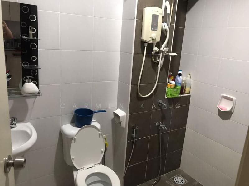 Rumah Berkembar untuk Dijual di Taman Impian Emas (Skudai) - Carmen Kang - Bathroom - PropertyGuru.com.my