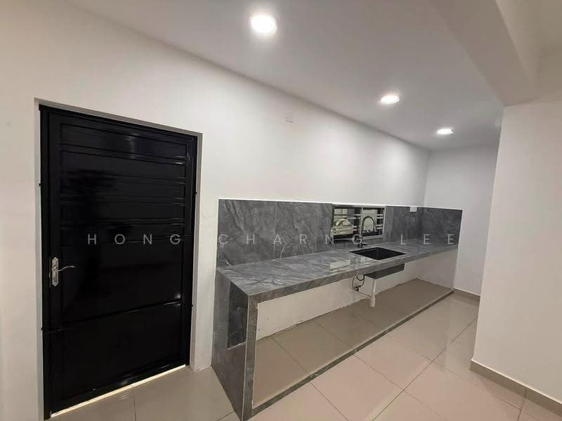 Rumah Teres 2-Tingkat untuk Disewa di Johor Bahru (Johor) - Hong Charng Lee - Kitchen - PropertyGuru.com.my