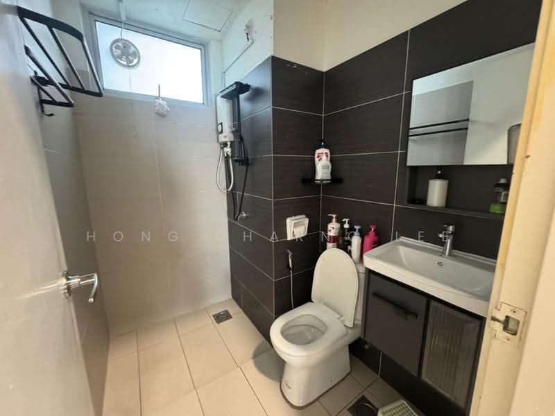 Apartment for Rent at Midori Green (Pangsapuri Hijauan) - Hong Charng Lee - Bathroom - PropertyGuru.com.my