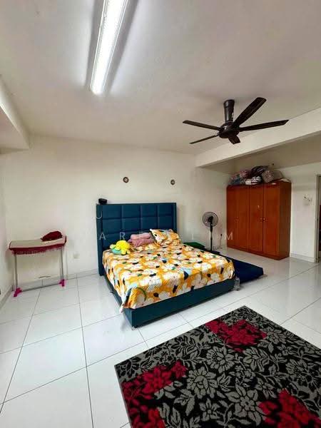 2-storey Terraced House for Sale in Taman Bestari Indah (Ulu Tiram) - Garet Lim - Bedroom - PropertyGuru.com.my