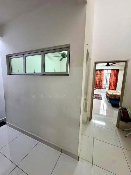 2-storey Terraced House for Sale in Taman Bestari Indah (Ulu Tiram) - Garet Lim - Corridor - PropertyGuru.com.my