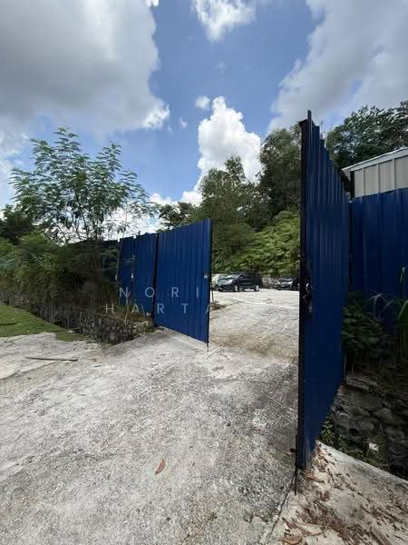 Tanah Komersial untuk Dijual di Taman Seri Budiman (Hulu Langat) - Norisma Hartanah - Exterior - PropertyGuru.com.my