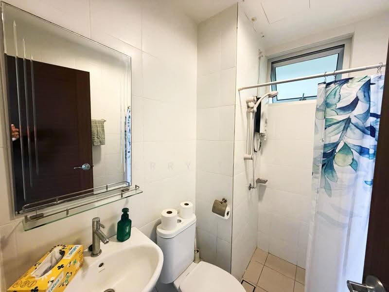 Kondominium untuk Disewa di Surin Condominium - Jerry Tan - Bathroom - PropertyGuru.com.my