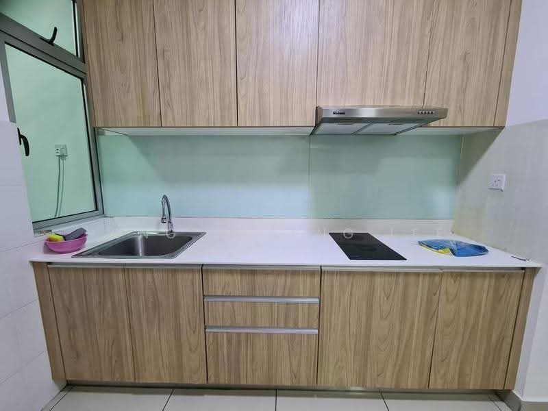 Kediaman Servis untuk Disewa di Meridin Bayvue @ Sierra Perdana - Hong Charng Lee - Kitchen - PropertyGuru.com.my
