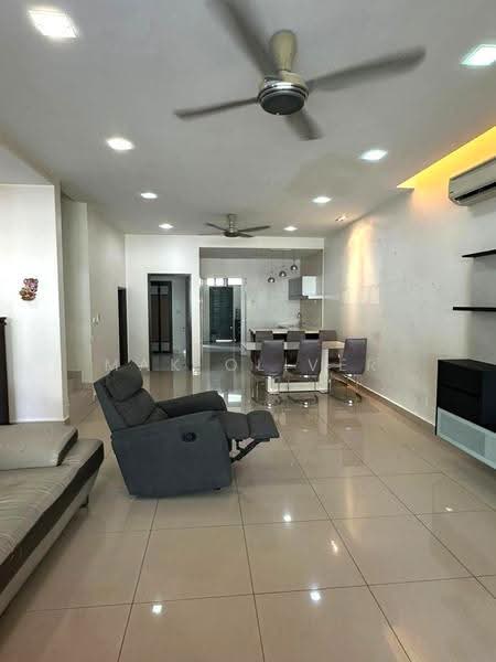 Rumah Teres 2-Tingkat untuk Dijual di Kinrara Residence (Puchong) - Mak Oliver - Living Room - PropertyGuru.com.my