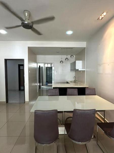 Rumah Teres 2-Tingkat untuk Dijual di Kinrara Residence (Puchong) - Mak Oliver - Dining Room - PropertyGuru.com.my