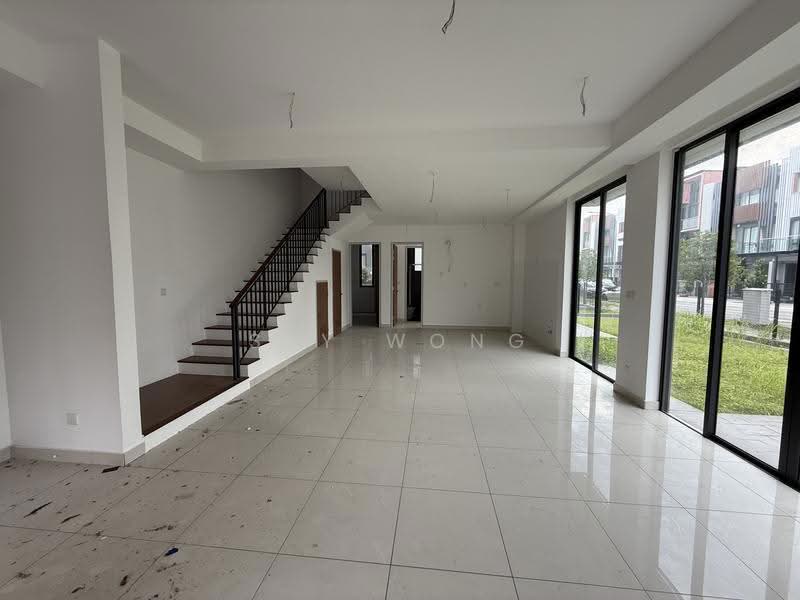 Rumah Teres 3-Tingkat untuk Dijual di Taman Puchong Legenda (Puchong) - Sky Wong - Living Room - PropertyGuru.com.my