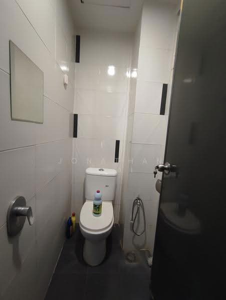 Service Residence for Sale at Suria Jaya - Jonathan Chai - Bathroom - PropertyGuru.com.my