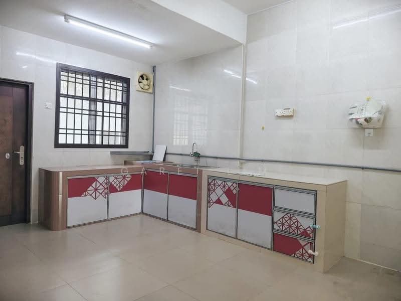 Rumah Teres 2-Tingkat untuk Dijual di Bandar Seri Alam (Masai) - Garet Lim - Kitchen - PropertyGuru.com.my