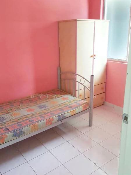 Pangsapuri untuk Dijual di Melawis Apartment - Dylan Tan - Bedroom - PropertyGuru.com.my