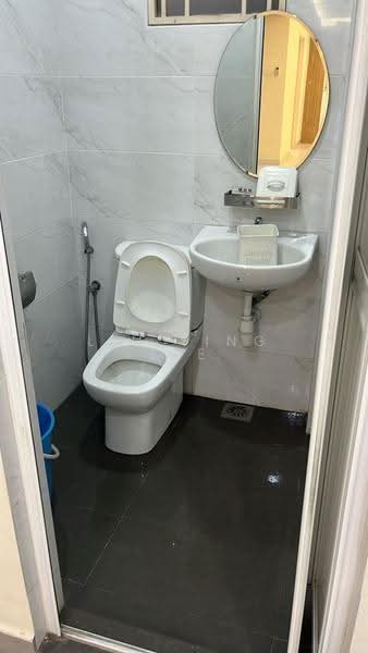 Rumah Teres 1-Tingkat untuk Disewa di Taman Puncak Jalil (Seri Kembangan) - Lin Ying Lee - Bathroom - PropertyGuru.com.my