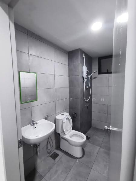 Kediaman Servis untuk Disewa di M Astra - Cammie Loh - Bathroom - PropertyGuru.com.my