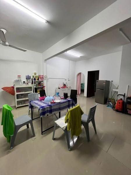 Bungalow House for Sale in Johor Bahru (Johor) - Arshad . - Living Room - PropertyGuru.com.my