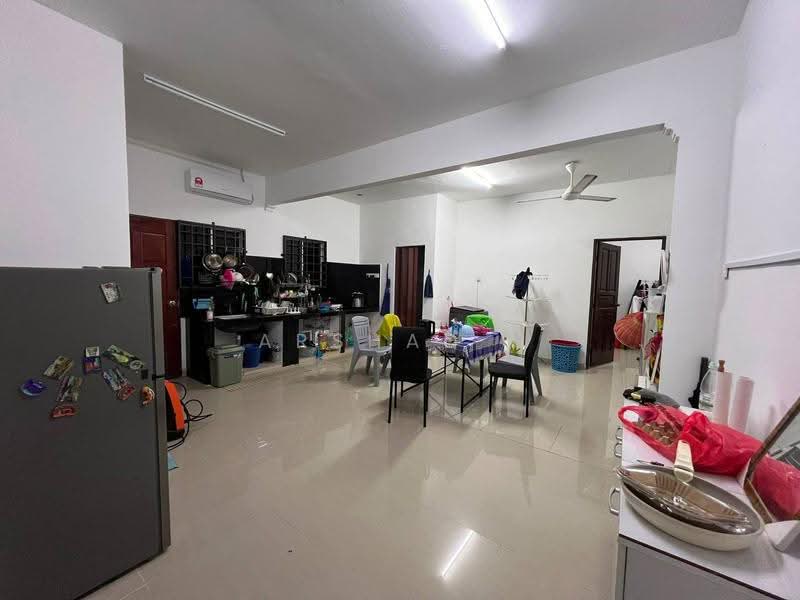 Bungalow House for Sale in Johor Bahru (Johor) - Arshad . - Kitchen - PropertyGuru.com.my