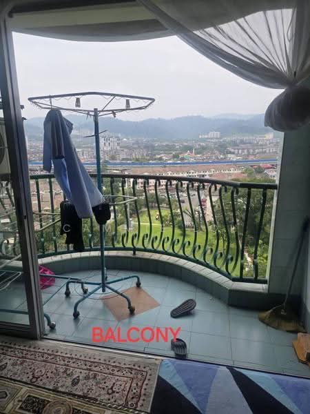 Kondominium untuk Dijual di D'Casa Condominium - Cammie Loh - Balcony - PropertyGuru.com.my