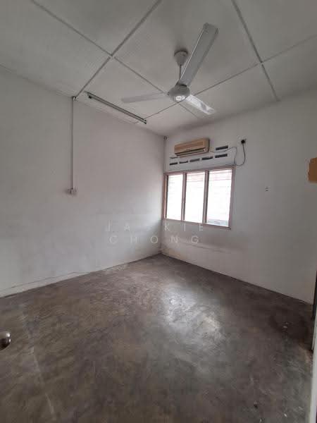Rumah Teres 2-Tingkat untuk Disewa di Jalan Klang Lama (Old Klang Road) (Kuala Lumpur) - Jackie Chong - Interior - PropertyGuru.com.my