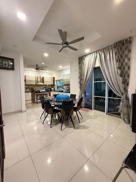 Bungalow House untuk Dijual di Perdana Residence (Batu Caves) - Yanny Siow - Dining Room - PropertyGuru.com.my