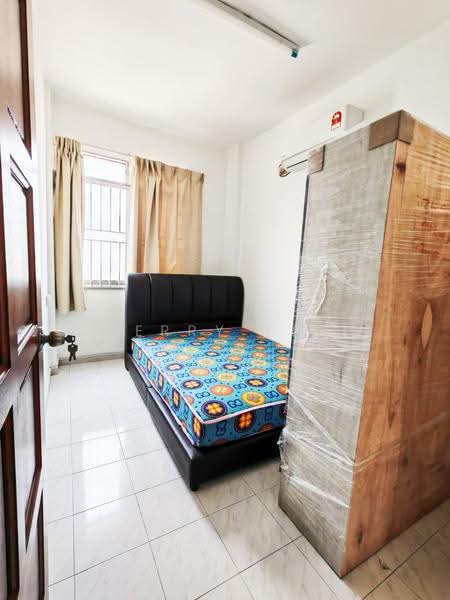 Pangsapuri untuk Disewa di Seri Kota - Jerry Tan - Bedroom - PropertyGuru.com.my
